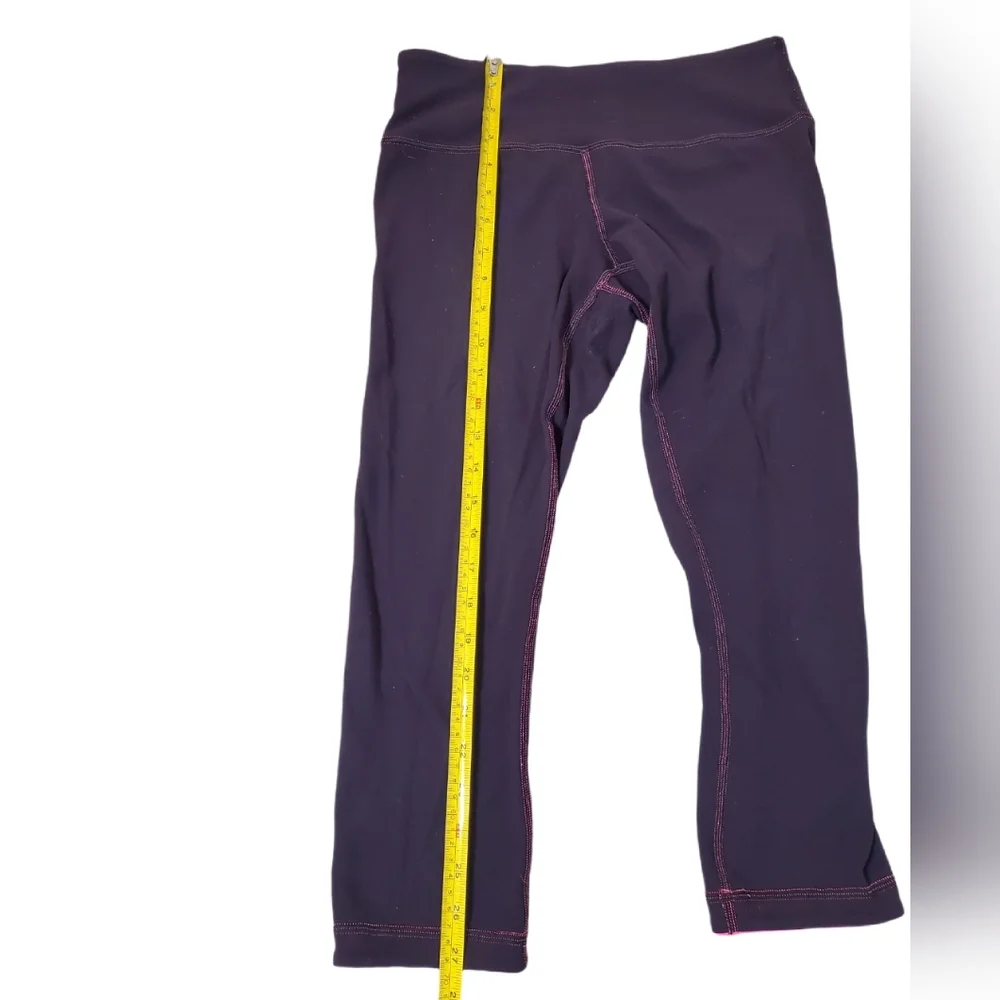 Lululemon Women's Purple Pink Reversible‎ Low Rise Wunder Under Crop Leggings 6